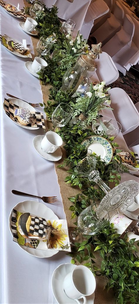 Woodsy Tea Party, Mad Hatter Table Setting, Tea Party Table Scape, Mad Hatter Tea Party Ideas Decoration, Mad Hatter Tea Party Table, Mad Hatter Tea Party Ideas, Vintage Tea Party Birthday, Green Tea Party, Rustic Tea Party