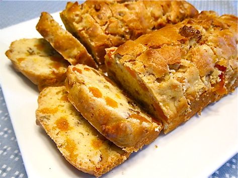 Apricot Bread Recipe, Dried Apricot Recipes, Apricot Bread, Walnut Bread Recipe, Pecan Bread, Apricot Cake, Apricot Recipes, Walnut Bread, Fruit Bread