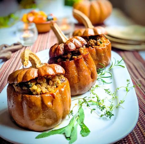 Roasted Stuffed Pumpkin [Vegan] - One Green Planet Stuffed Pumpkin Recipes, Stuffed Pumpkins, Vegan Feast, Traditional French Recipes, Stuffed Pumpkin, Herb Stuffing, Vegan Mac And Cheese, Vegan Sausage, Roast Pumpkin