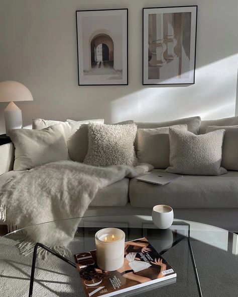 Classy Living Room, Dream Apartment Decor, Inspire Me Home Decor, Cozy Room Decor, White Living Room, Apartment Decor Inspiration, Dream House Interior, Apartment Inspiration, Living Room Inspo