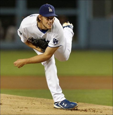 Famous Baseball Players, Baseball Buckets, Backyard Baseball, Baseball Photography, Clayton Kershaw, Baseball Pitcher, Fantasy Baseball, High School Baseball, Baseball Training