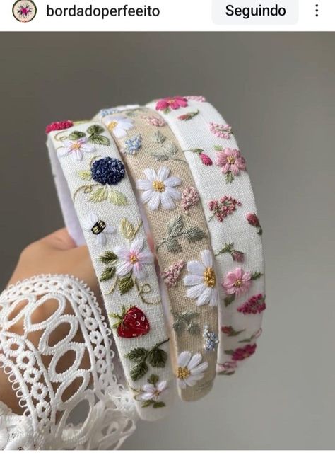 Headband Embroidery, Embroidery Headband, Embroidered Hair Bows, Handmade Baby Shoes, Diy Hair Accessories Ribbon, Handmade Fabric Bags, Clothes Embroidery Diy, Simple Hand Embroidery Patterns, Silk Thread Jewelry