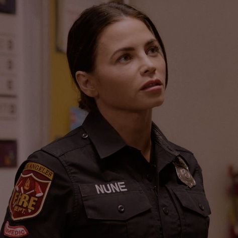 Fire Medic, The Fugitive, Character Inspiration Girl, Female Role Models, Best Tv Series Ever, The Rookie, Jenna Dewan, Girl Superhero, Badass Women