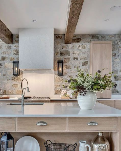 Stone Backsplash Inspiration - Design Trend Round Up Whitewashed Stone Backsplash, Kitchen With Stone, Stone Backsplash Kitchen, Kitchen 2024, Modern French Country, Stone Backsplash, French Country Farmhouse, Stone Kitchen, Stone Walls