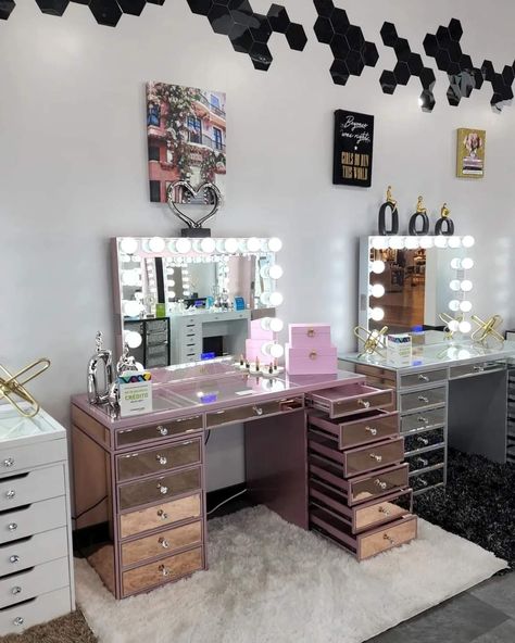 Get your rose gold vanity now and start beautifying your barbie world 💖 #fyp #fypシ #viral #viraltiktok #crownvanity #Crownvanitychicago #crownvanityokc #crownvanitysanantonio #Glamroom #Glam #Vanity #Makeup #hollywood #quinceañera #meta #furniture #beautyroom Rose Gold Vanity, Glam Vanity, Gold Vanity, Hollywood Vanity, Cozy Office, Vanity Makeup, Glam Room, Dream Apartment, House Remodel