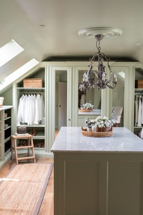 Lydia Millen's dressing room Lydia Elise Millen House, Country Living Uk, Dream Stables, Dressing Room Closet, Dream Closet Design, House Construction, Dressing Rooms, Countryside House, Master Closet