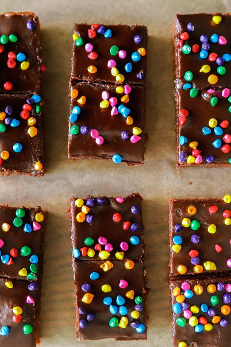 Cosmic Brownies - Moribyan Cosmic Brownies, Fun Baking, Easy Baking Recipes Desserts, Tasty Baking, Food Drinks Dessert, Fun Baking Recipes, Food Dessert, Easy Baking Recipes, Art Video