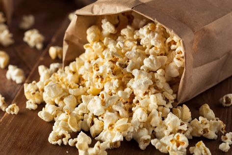 Diy Microwave Popcorn, Homemade Microwave Popcorn, Apple Stuffing, Healthy Popcorn, Snack Mixes, Popcorn Kernels, Chocolate Pumpkin, Bake Goods, Microwave Popcorn