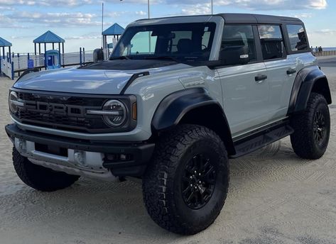 Lifted Ford Bronco, Lifted Bronco, Ford Bronco 2023, Bronco Raptor, Ford Bronco 2023 Outer Banks, 2023 Ford Bronco Raptor, Ford Bronco Raptor, Ford Bronco Raptor 2022, Old Ford Bronco Aesthetic