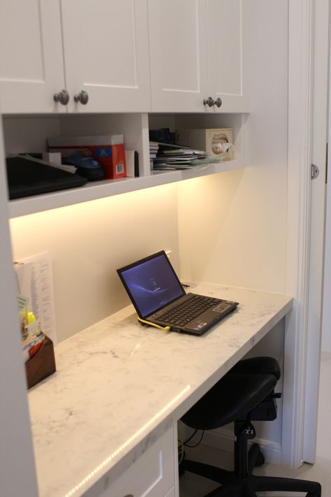 Mum's Study Nook. Built in to integrate with laundry area, off butlers pantry.  Close enough to the action to put your head around the corner and remind the kids to eat their breakfast in the kitchen. Cupboard Study, Built In Study, Pantry Desk, Nook Office, Study Nooks, Homework Nook, Computer Nook, Study Bar, Bar Nook