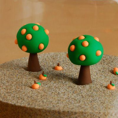 orange trees Crea Fimo, Clay Fairy House, Clay Crafts For Kids, Orange Trees, Kids Clay, Clay Fairies, Tanah Liat, Clay Diy Projects, Terrarium Decor