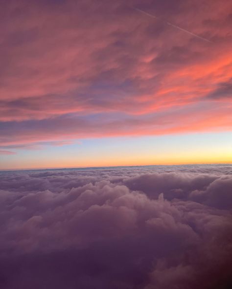 Air Signs Aesthetic, Dreamy Sky Aesthetic, Above The Clouds Aesthetic, Dreamy Clouds Aesthetic, Sunset App, Dreamy Sunset Aesthetic, Clouds Pink Aesthetic, Preppy Background, Pink Clouds Sky