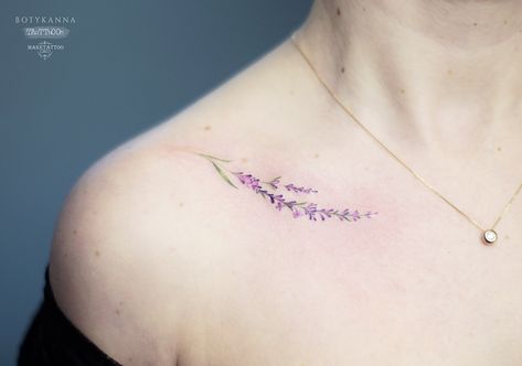 Lilac Collar Bone Tattoo, Collar Bone Tattoo Lavender, Lavender Tattoo Collar Bone, Purple Flower Tattoos, Forget Me Not Tattoo, Lilac Tattoo, Bone Tattoo, Small Shoulder Tattoos, Lavender Tattoo