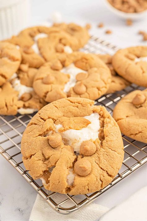 Fluffernutter Cookies - Shugary Sweets Fluffernutter Cookies, Pistachio Butter, Classic Peanut Butter Cookies, Cookies And Cream Cake, Shugary Sweets, Classic Sandwich, Chunky Peanut Butter, Cookie Recipes Homemade, Banana Cookies