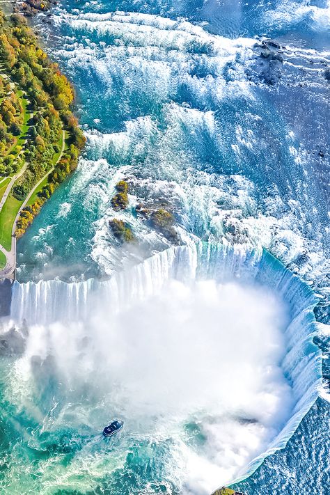 Niagara Falls Autumn, Niagara Falls Canada Aesthetic, Niagara Falls Picture Ideas, Earth Scenery, Niagara Falls American Side, Canada Niagara Falls, Niagara Waterfall, Niagara Falls Pictures, Toronto Trip