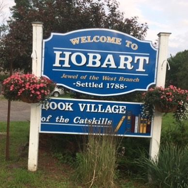 Creative Corner Books on Instagram: “Hobart Book Village is on Instagram!” Book Village, Cozy Bookstore, Craft Books, New England Travel, Catskill Mountains, Creative Corner, Craft Classes, Upstate New York, Diy Book