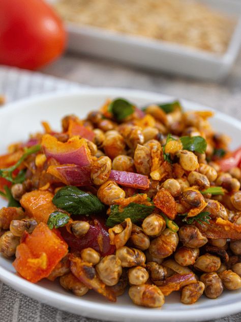 Bhatmas Sadeko is a popular Nepalese snack made with spicy roasted soybeans. Quick and easy recipe with a satisfying crunch. Roasted Soybeans, Quick Appetizers, All Vegetables, Veg Recipes, Party Snacks, Weeknight Meals, Salad Recipe, Quick Easy Meals, Easy Recipe