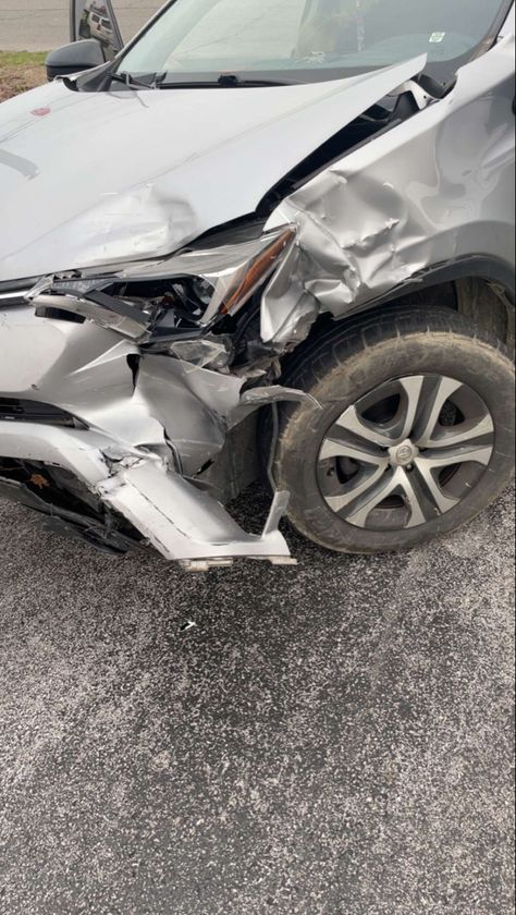 Airbags In Car, Accident Pics On Road, Fake Story Instagram Accident Car, Car Format, Medicine Pic Snapchat, Car Crashing, Crashed Car, Hands With Drip In Hospital, Accident Car