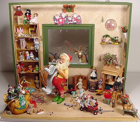 Santa's Workshop 1:12 Scale Dollhouse Miniature | Santa's Wo… | Ann Maselli | Flickr Christmas Miniatures Scene, Room Box Miniatures, Christmas Diorama, Santa's House, Christmas Shadow Boxes, Dollhouse Christmas, Santa's Workshop, Miniature Projects, 1 12 Scale Dollhouse