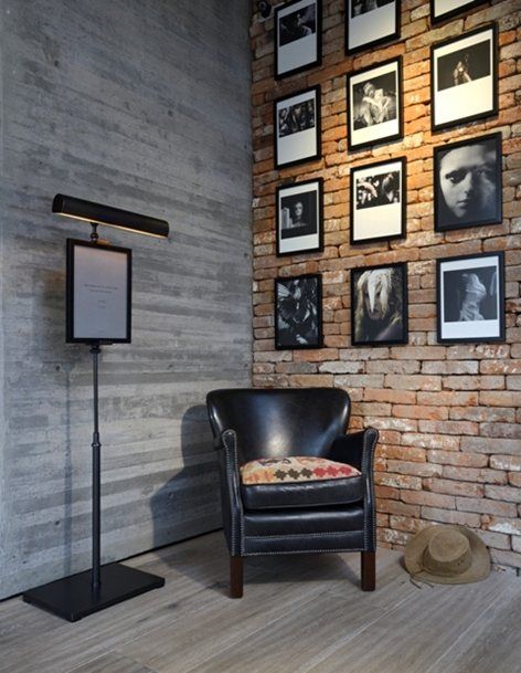 CC·14 | MARIANA RIVERA Brick Wall Decor, London Bedroom, Contemporary Garden Design, Mexico City Mexico, Exposed Brick Walls, Brick Design, Game Room Design, Ceiling Decor, Decorating Blogs