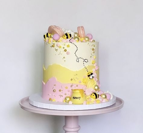 First Bee Day Party Cake, Honey Bee Cake Ideas, Bumble Bee Baby Shower Cake, Bee Baby Shower Cake, Bee Birthday Cake, Bee Themed Birthday, Bee Themed Birthday Party, 1st Bee Day, Pink Baby Shower Cake