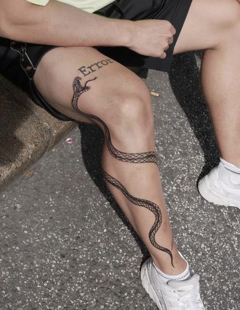 Snake Tattoo Men Leg, Leg Full Tattoo, Full Leg Tattoo Men, Snake Leg Tattoo, Tattoo Cobra, Thigh Tattoo Men, Lower Leg Tattoos, Cobra Tattoo, Shin Tattoo