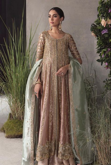 Pastel Pakistani Outfit, Mehendi Outfits Sisters, Pakistani Bridesmaids Outfits, Walima Outfit, Valima Dress, Pakistani Bridal Couture, Eastern Wear, Walima Dress, Shadi Dresses