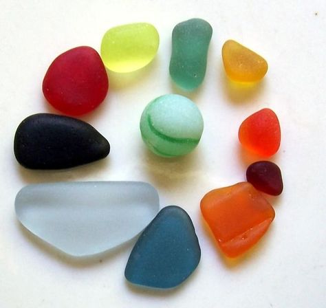 Sea Glass For Sale, Sea Glass Colors, Ocean Treasures, Sea Glass Beach, Sea Glass Crafts, Sea Pottery, Glass Pieces, Sea Glass Art, Glass Marbles