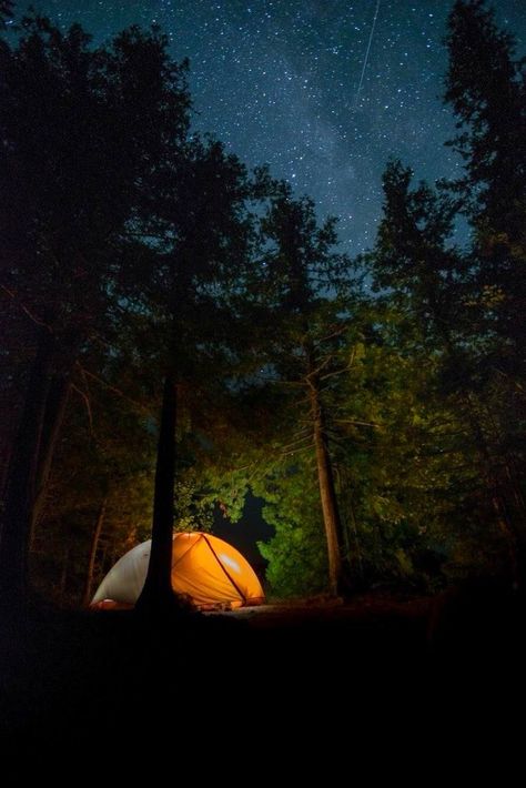 Long Term Camping, Camping Wallpaper, Camping Under The Stars, Camping Photo, Road Trip Camping, Camping Inspiration, Camping Hacks Diy, Camping Set Up, Camping Photography