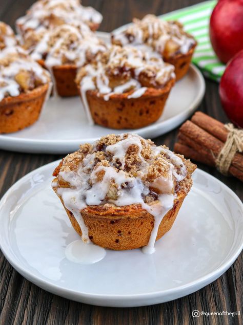 Apple Pie Cinnamon Roll Cups | Home Hardware Apple Pie Cinnamon Roll Cups, Apple Pie Cups Recipe, Mini Cinnamon Roll Apple Pie Cups, Muffin Tin Cinnamon Roll Apple Pie Cups, Apple Pie Cinnamon Roll Muffins, Cinnamon Roll Dutch Apple Pie, Cinnamon Roll Apple Pie Cups, Apple Pie Streusel, Cinnamon Roll Cups