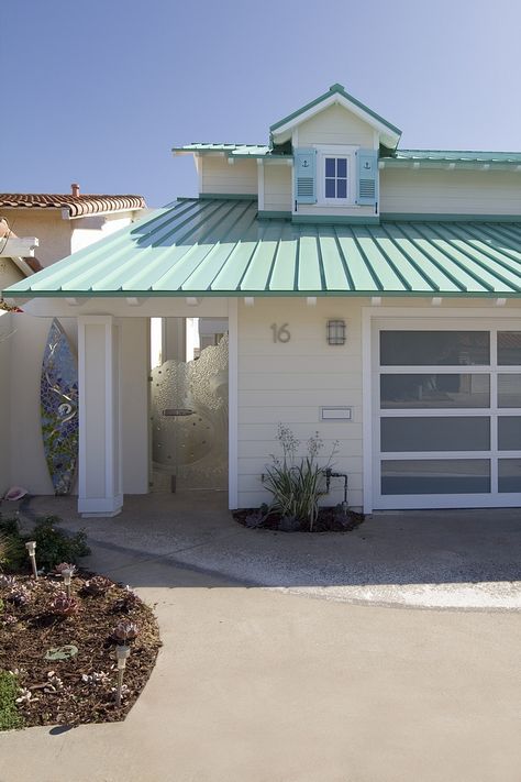 Beachy Homes, Bedroom Divider, Madeira Beach Florida, Metal Roof Houses, Coronado Beach, Roof House, Blue Roof, House Of Turquoise, Sandblasted Glass