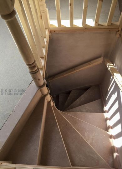 Square spiral stair case leading to a loft with bannisters and newels. Staircase Small Space, Square Spiral Staircase, Cabin Staircase, Mezzanine Bedroom Ideas, Stairs To Attic, Cabinet For Tv, Loft Conversion Stairs, Dream House Farmhouse, Small Space Staircase