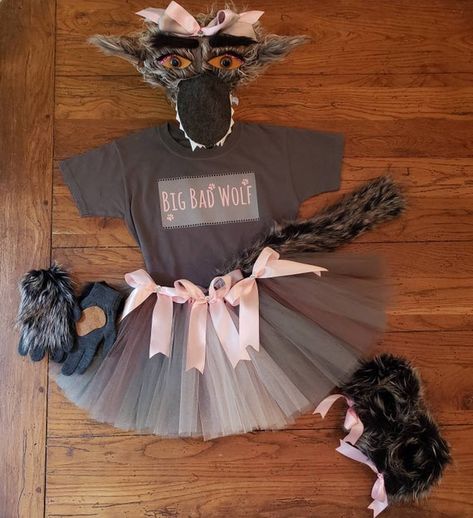 Girls Wolf Costume, Wolf Costume, Big Bad Wolf, Wolf Girl, Bad Wolf, Halloween Costumes For Girls, Girl Costumes, Fall Halloween, Halloween Wreath