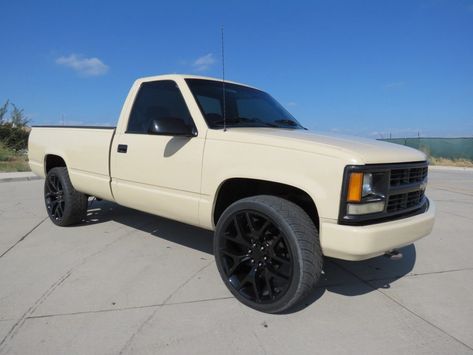 ▷ DESCARGAR Manual Chevrolet Chevy pick up 1995 repara fallas de Motor Frenos Transmisión Electrico Fusibles GRATIS PDF Manual Chevy pick up de Taller 1995 Chevy Silverado 1500 Single Cab, 1995 Gmc Sierra 1500, 1995 Chevy Silverado, Custom Trucks For Sale, 2015 Chevrolet Silverado 1500, Obs Truck, Single Cab Trucks, Chevy Trucks Silverado, Custom Pickup Trucks