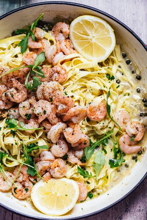 One Pan Shrimp Piccata - My Kitchen Little Shrimp Piccata, Pasta With Olives, Coconut Curry Shrimp, Piccata Recipe, Pan Shrimp, Shrimp Scampi Recipe, Scampi Recipe, Curry Shrimp, Lemon Pasta