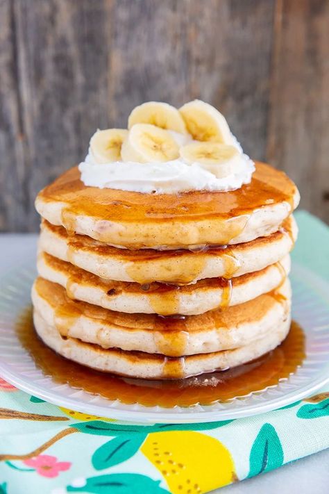 Fluffy Banana Pancakes, Easy Banana Pancakes, Banana Pancakes Recipe, Make Banana Bread, Best Banana Bread, Pancakes Healthy, Banana Pancakes, Banana Recipes, Banana Bread Recipes