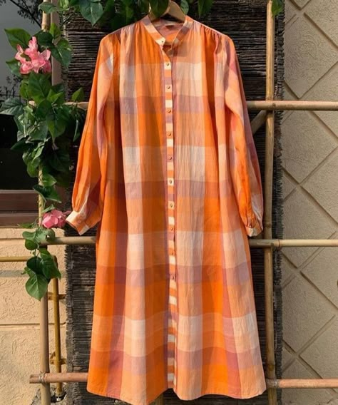 Shirt Model Kurti For Women, Shirt Kurta Designs Women, Shirt Style Kurti Designs, Cotton Kurti Designs Latest Fashion, Drees Desgin, Shirt Style Kurti, Tunik Linen, Modest Shirts, Simple Dress Casual