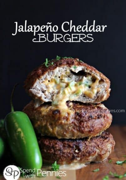 Jalapeño Cheddar Burgers (Turkey or Beef) - Spend With Pennies Cheddar Burger, The Best Burger, Turkey Burger Recipes, Spend With Pennies, Jalapeno Cheddar, Keto Vegan, God Mat, Think Food, Corn Dogs