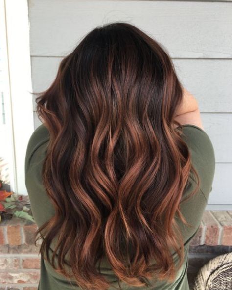 Blackberry Hair Colour, Short Balayage, Balayage Hairstyle, Winter Hair Colors, Rambut Brunette, Hair Change, Brown Hair Shades, Apartment Stuff, Brown Hair Balayage