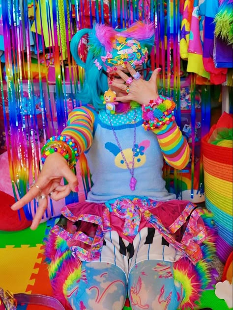 Decora Kei Aesthetic, Decora Fashion, Decora Kei Outfits, Harajuku Decora Kei, Decora Fashion Outfits, Rainbowcore Fashion, Decora Kei Fashion, Decora Outfits, Decora Accessories