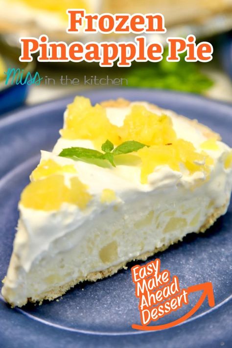 Pineapple Icebox Pie, Pineapple Cream Pie Recipe, Frozen Pineapple Dessert, Frozen Pie Recipes, Pineapple Cream Pie, Dessert Pineapple, Refrigerator Desserts, Rv Recipes, Pineapple Dessert