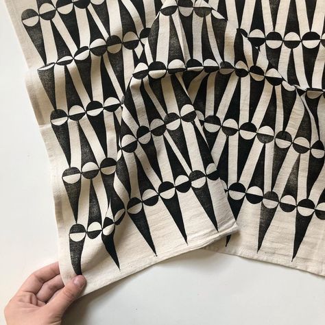 I love everything about this pattern and the stamp I carved specifically for it. Swipe to check out what the stamp looks like on its… | Instagram Afro Pattern, Modern Kitchen Towels, Stamping Textiles, Pattern Stamping, Hand Carved Stamps, Fabric Napkin, Fabric Stamping, Hand Printed Fabric, Printed Tea Towel