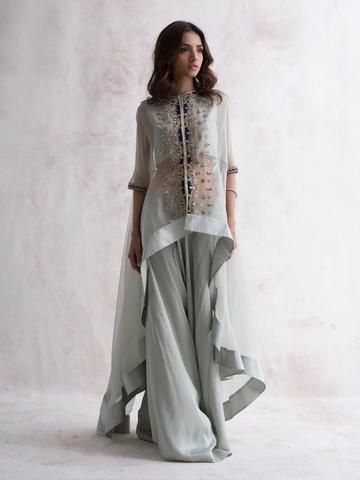 Pakistani Outfits Casual, Misha Lakhani, Baju Kahwin, Look Legging, Ethno Style, Salwar Kamiz, Stylish Party Dresses, فستان سهرة, Pakistani Dress Design