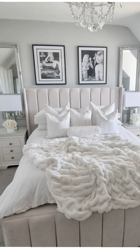 Bed Covers White, White Comfy Bed, Egyptian Cotton Bedroom, Stockholm Style Bedroom, White And Gold Bedroom Ideas, Bedding Sets White, White Room Decor Bedroom, Room Decor Gray, White And Silver Bedroom