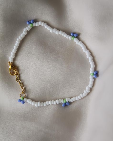 Since the cherry bracelet and necklace were so popular, here’s the Blueberry bracelet and necklace 🫐💙✨ #blueberry #handmade #handmadejewelry #blueberrynecklace #blueberrybracelet #fruitjewelry Blueberry Bracelet, Blueberry Necklace, Cherry Bracelet, Fruit Jewelry, Holiday Jewelry, Handmade Jewelry, Beaded Bracelets, Beads