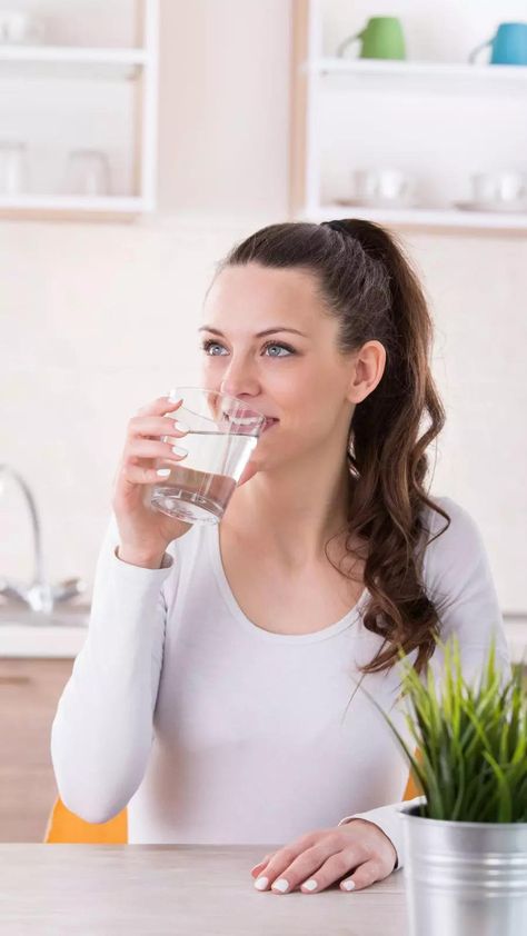 Water Softener System, Water In The Morning, Drink Plenty Of Water, Natural Pain Relief, Water Intake, Drink More Water, Water Softener, Water Well, Water Lighting