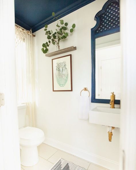 Bathroom Painted Ceiling, Bathroom Ceiling Paint, Blue Ceiling, Grey Ceiling, Bath Paint, Painted Bathroom, Blue Ceilings, Eclectic Bathroom, Powder Room Design