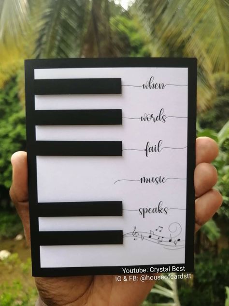 Birthday Cards Music, Piano Card, Piano Crafts, Preschool Valentines Activities, Musical Birthday Cards, Music Greeting Cards, Diy Birthday Cards, Music Theme Birthday, Musical Cards