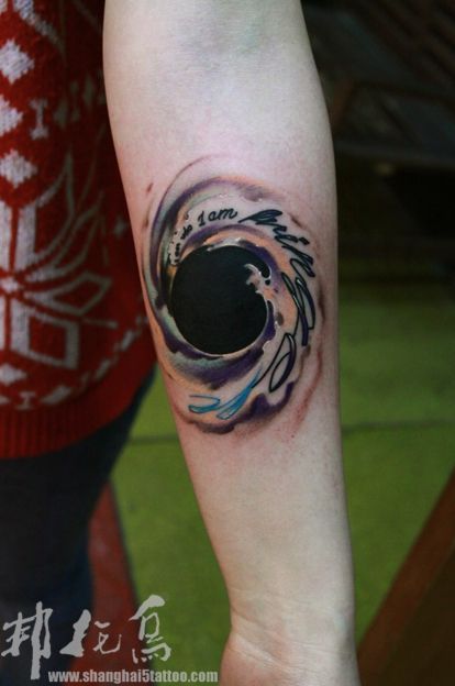 Black Hole Tattoo Design, Black Hole Sun Tattoo, Bagel Tattoo, Cosmic Tattoos, Tattoo Gang, Tentacle Tattoo, Hole Tattoo, Black Hole Tattoo, Baroque Tattoo