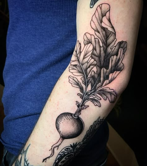 Turnip Tattoo, Beetroot Tattoo, Radish Tattoo, Vegetable Tattoo, Sister Tats, Sister Tat, Food Tattoos, Line Work Tattoo, Tattoo Inspo